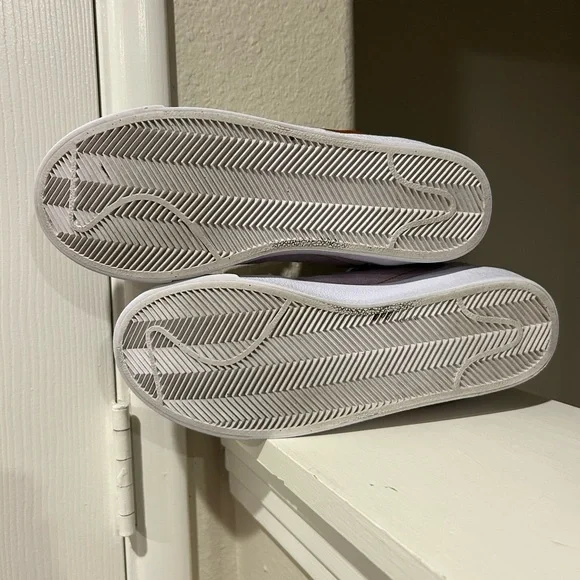 NIKE Blazer Youth Size 6Y Mid 77 Barley Grape Metallic Copper DQ6084 500 - Picture 7 of 9